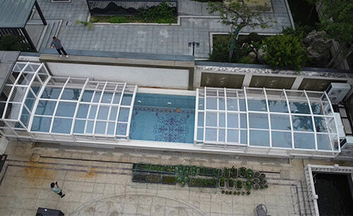 Retractable Pool Enclosure