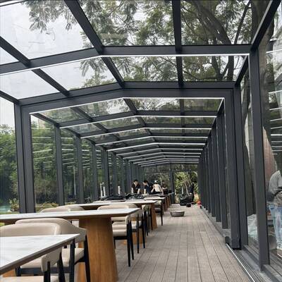 Good price Modern 4 Season Retractable Sun Room with 5 Year Warranty, 6063-T5 Aluminum Alloy and Laminated Tempered Glass for Outdoor Living online